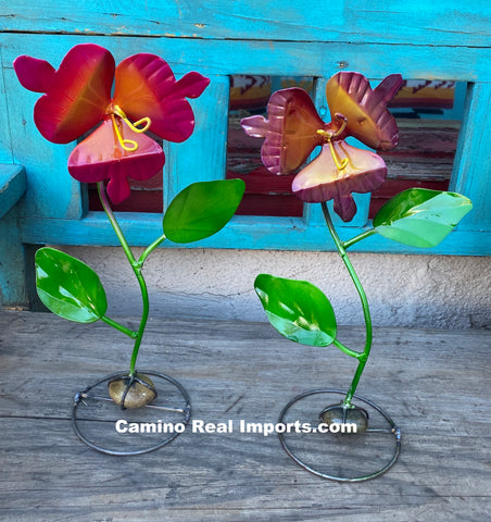 Set Of 2 Metal Flowers Yard Or Garden Decor 2SMF001