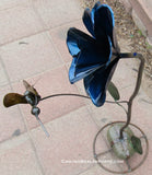 Yard Art Metal Flower Sculpture 32"  MFLWRM003