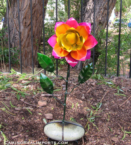 Yard Art Metal Rose Flower Sculpture MFLW003