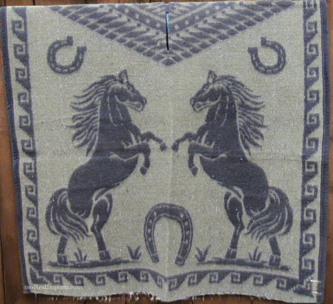 Mexican Poncho Horse Shoe Gaban GA030