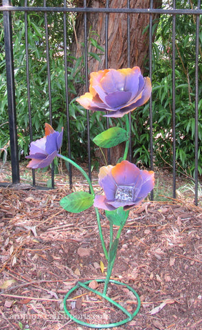 Yard Art Metal Flowers Sculpture 22"  MFLWRMS013