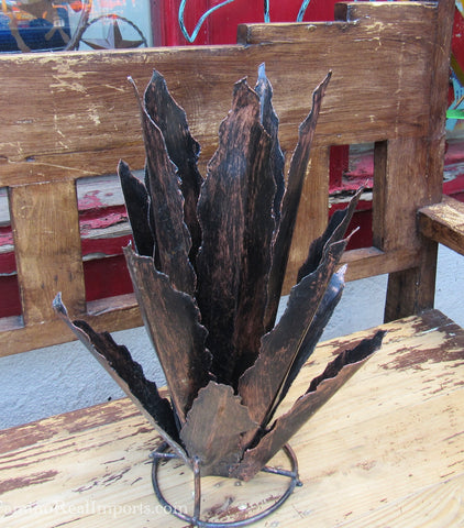 Metal Cactus Copper and Black Yucca Yard Decor 18" MYAS006